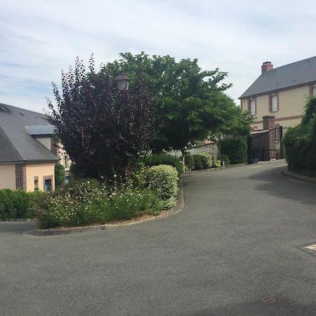 Beautiful Ground Floor 2 Bedroom Apartment Honfleur Zewnętrze zdjęcie